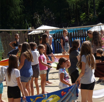 Zabawy integracyjno - sportowe Zabawy integracyjno - sportowe