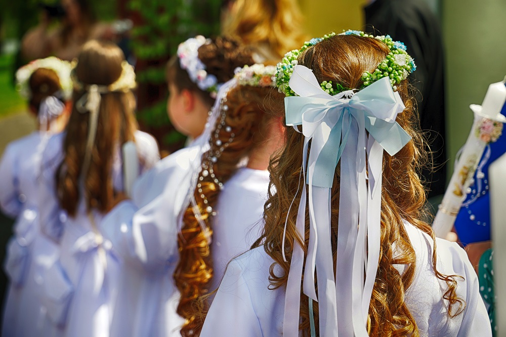 Jak zorganizować komunię w Siedlisku Janczar, gdy dzieci wśród gości są w różnym wieku?