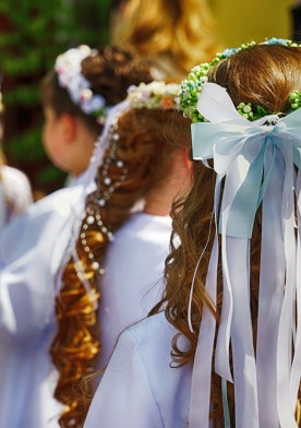 Jak zorganizować komunię w Siedlisku Janczar, gdy dzieci wśród gości są w różnym wieku?